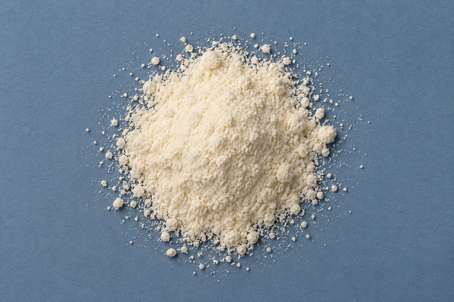 Fine cream-colored beta-glucan powder